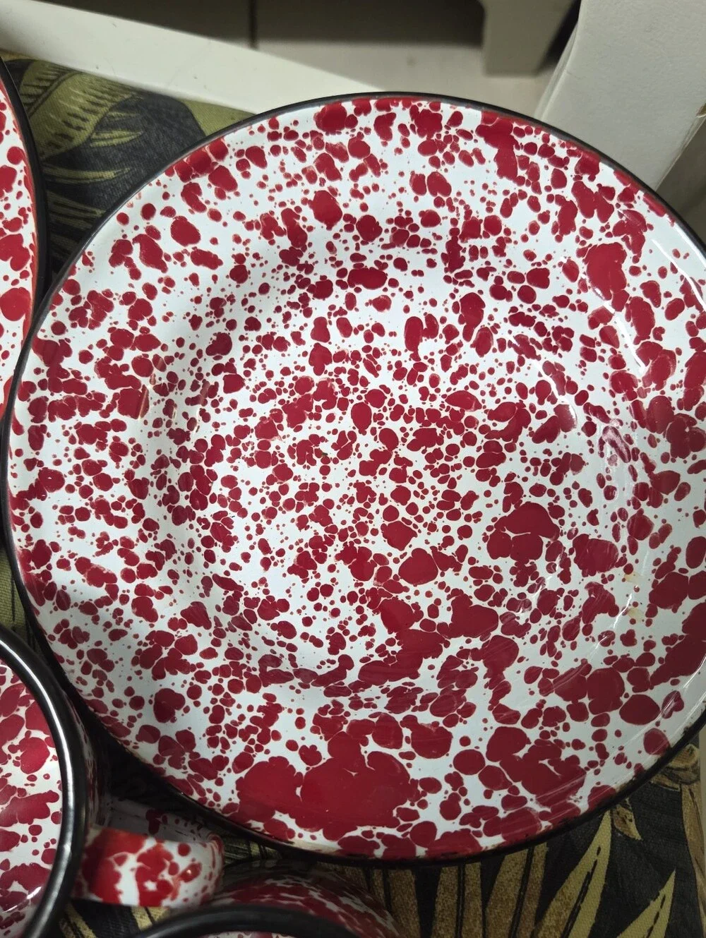 N/A bright red